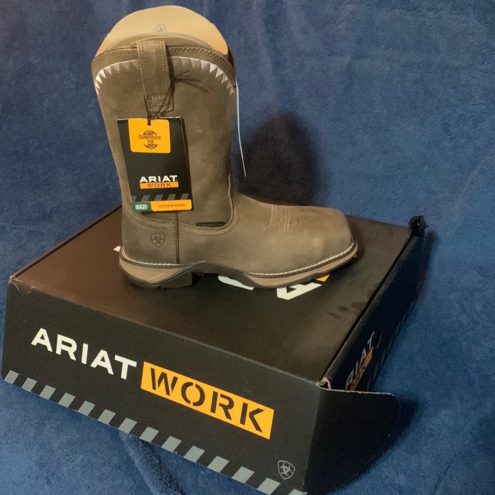 Women’s Wellington Work Boot.